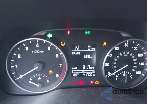 2017 Hyundai Elantra Se z USA, uszkodzony, nr VIN 5NPD84LF9HH067261